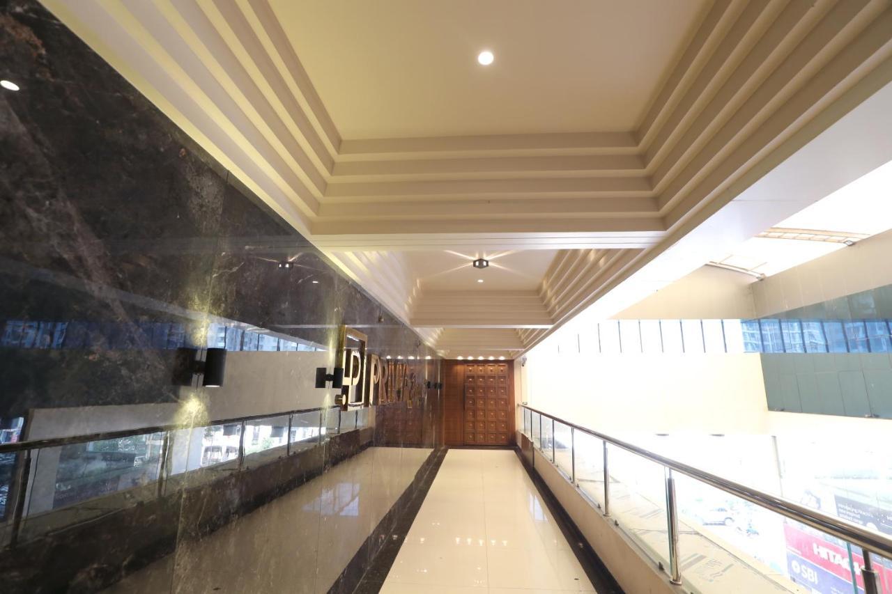 Hotel Privya Rooms And Banquet Surat Zewnętrze zdjęcie